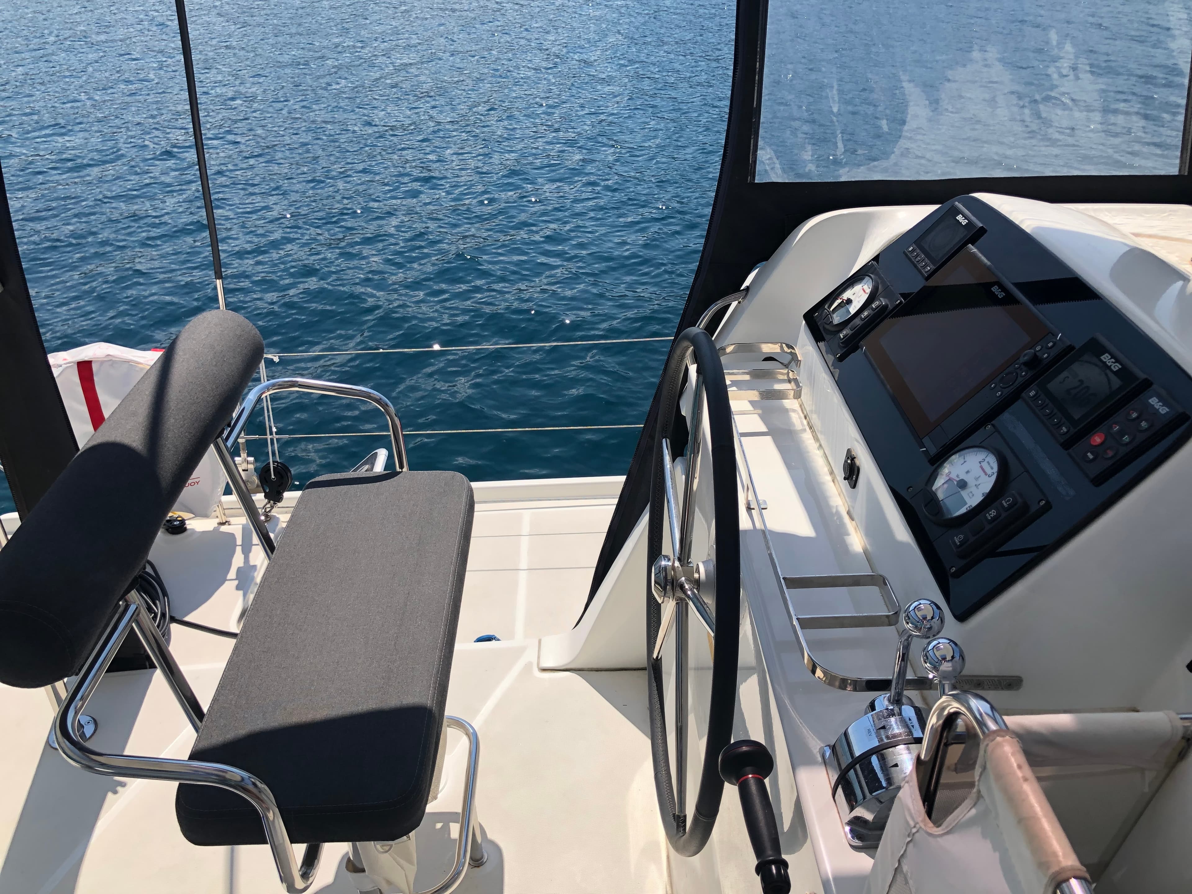 Lagoon 42 - photo 13