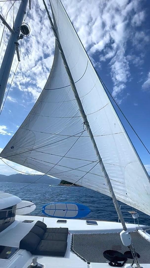 Lagoon 620 - photo 5