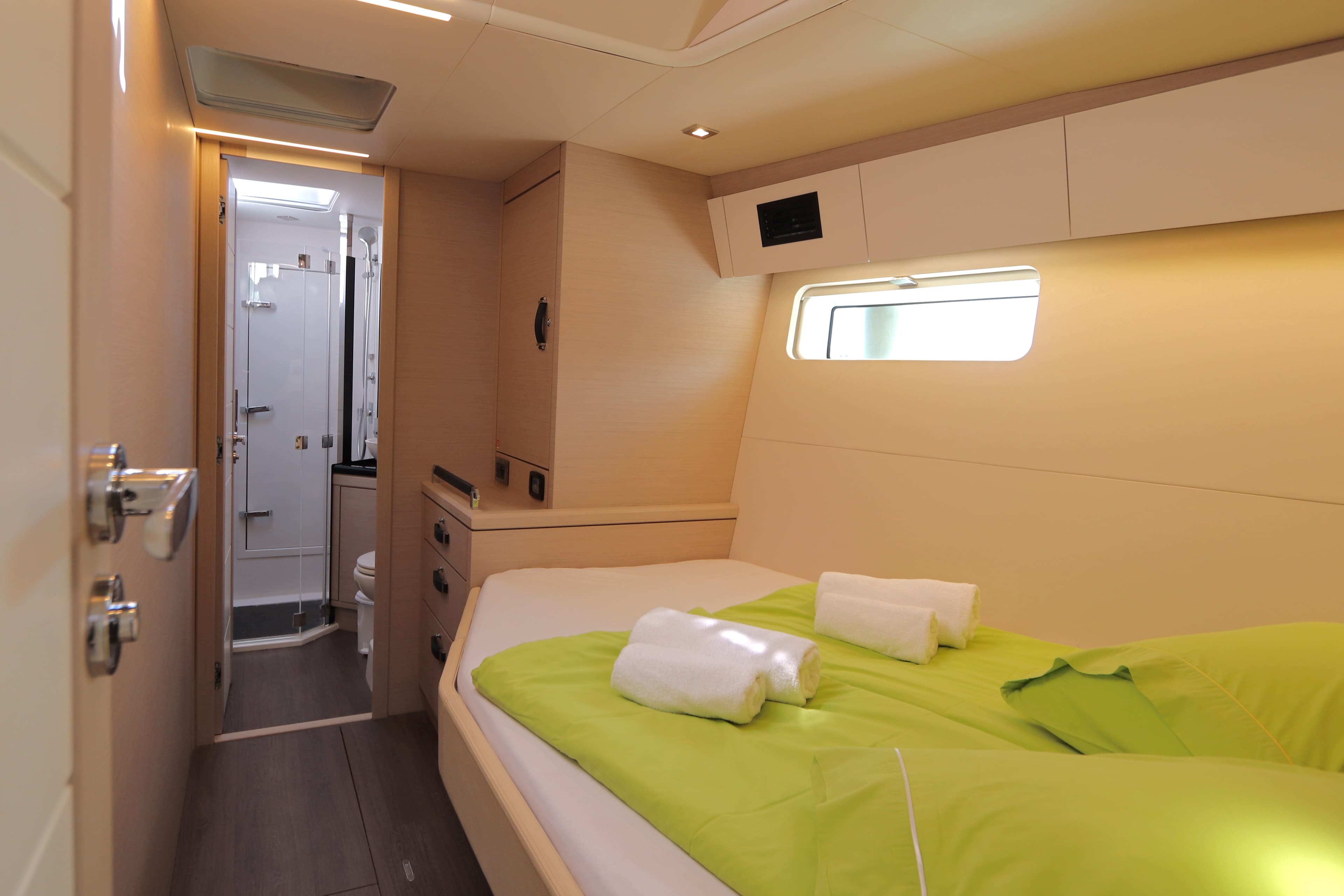 Jeanneau 65 - photo 8