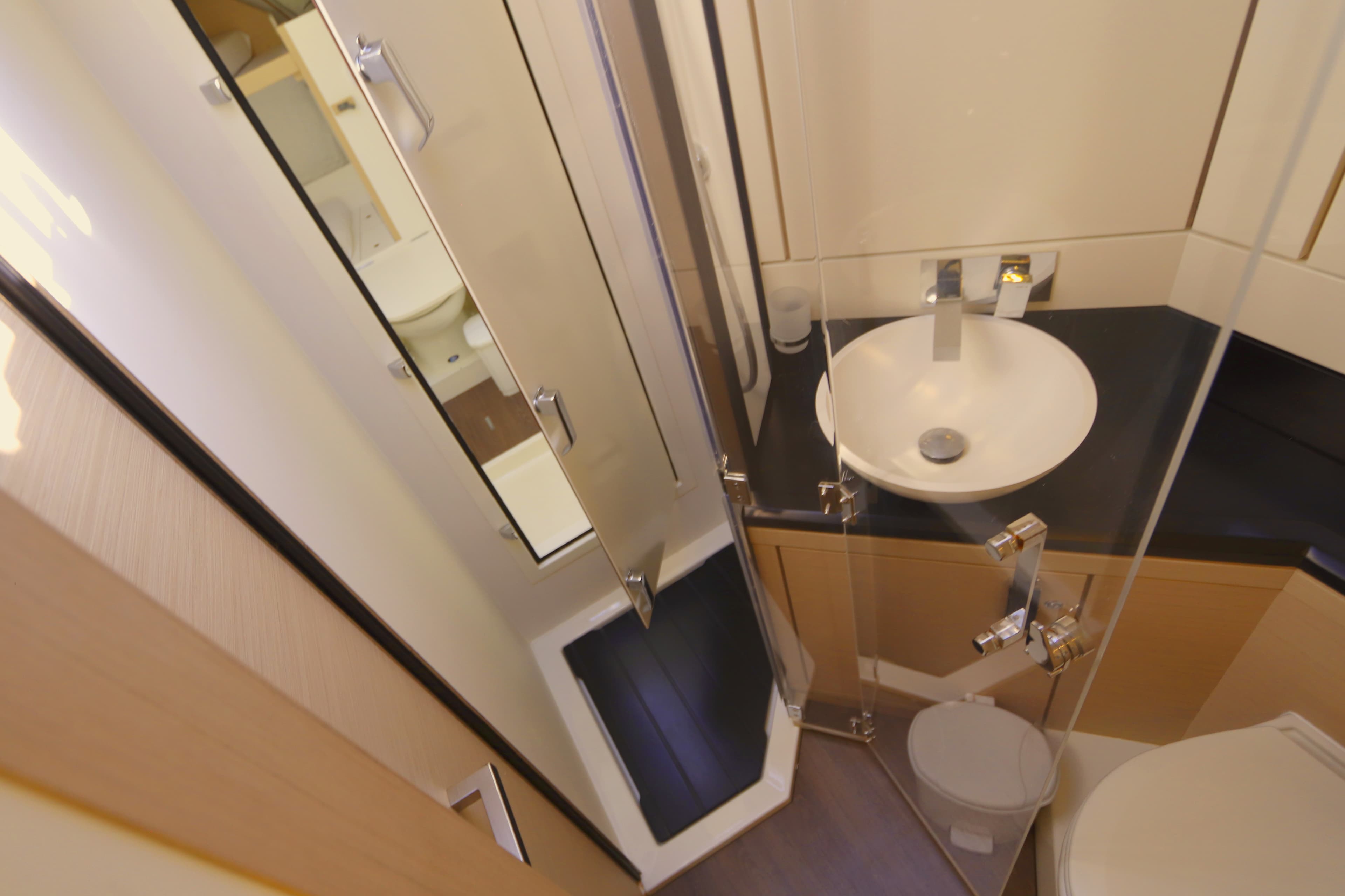 Jeanneau 65 - photo 14