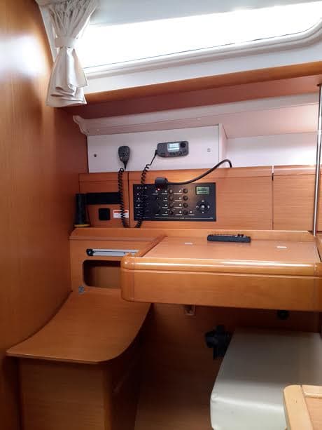 Sun Odyssey 36i - photo 12