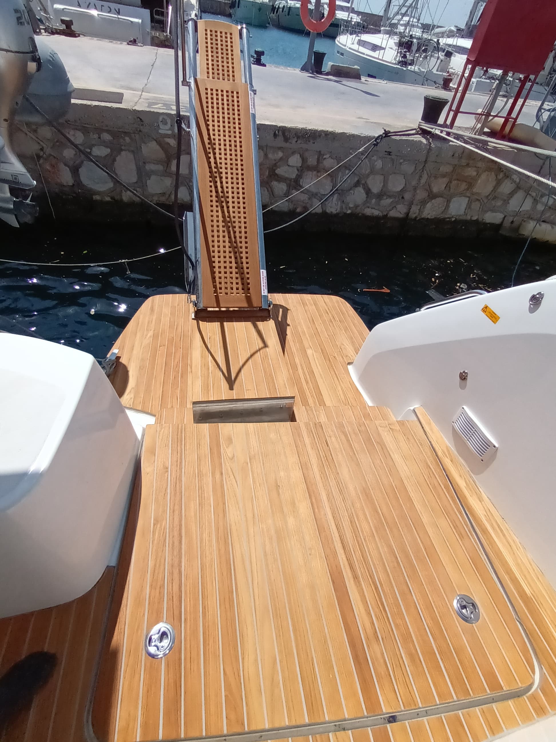 Lagoon 51 - photo 17