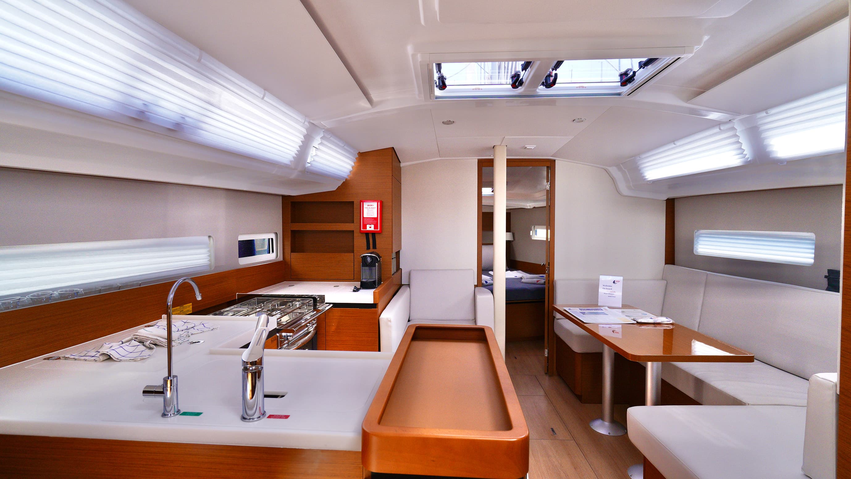 Sun Odyssey 410 - photo 17