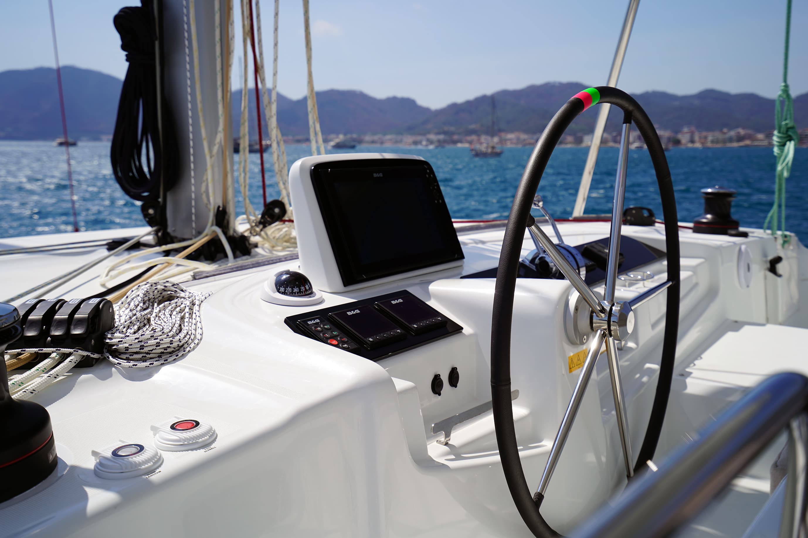 Lagoon 46  - photo 22