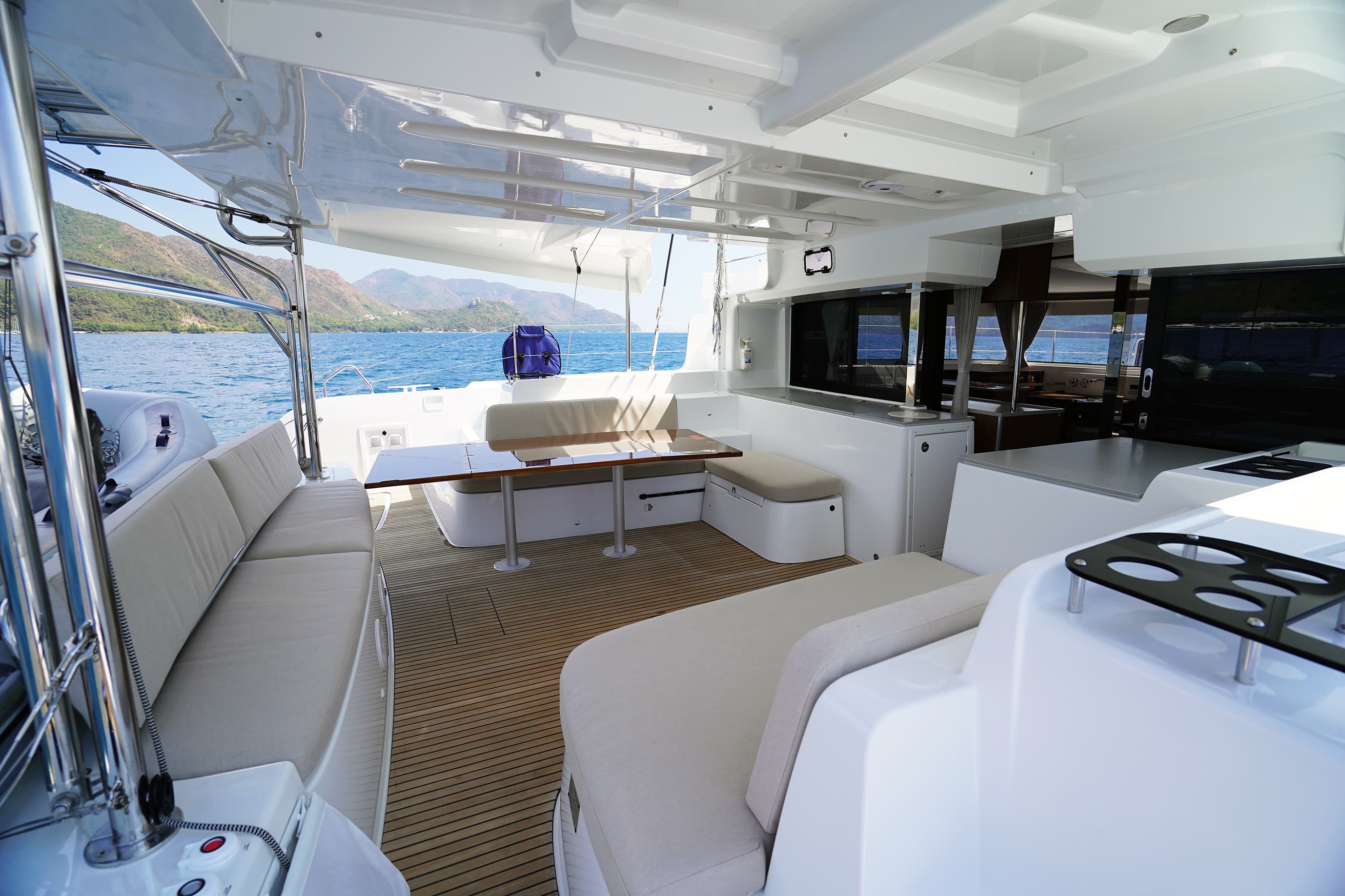 Lagoon 46  - photo 32