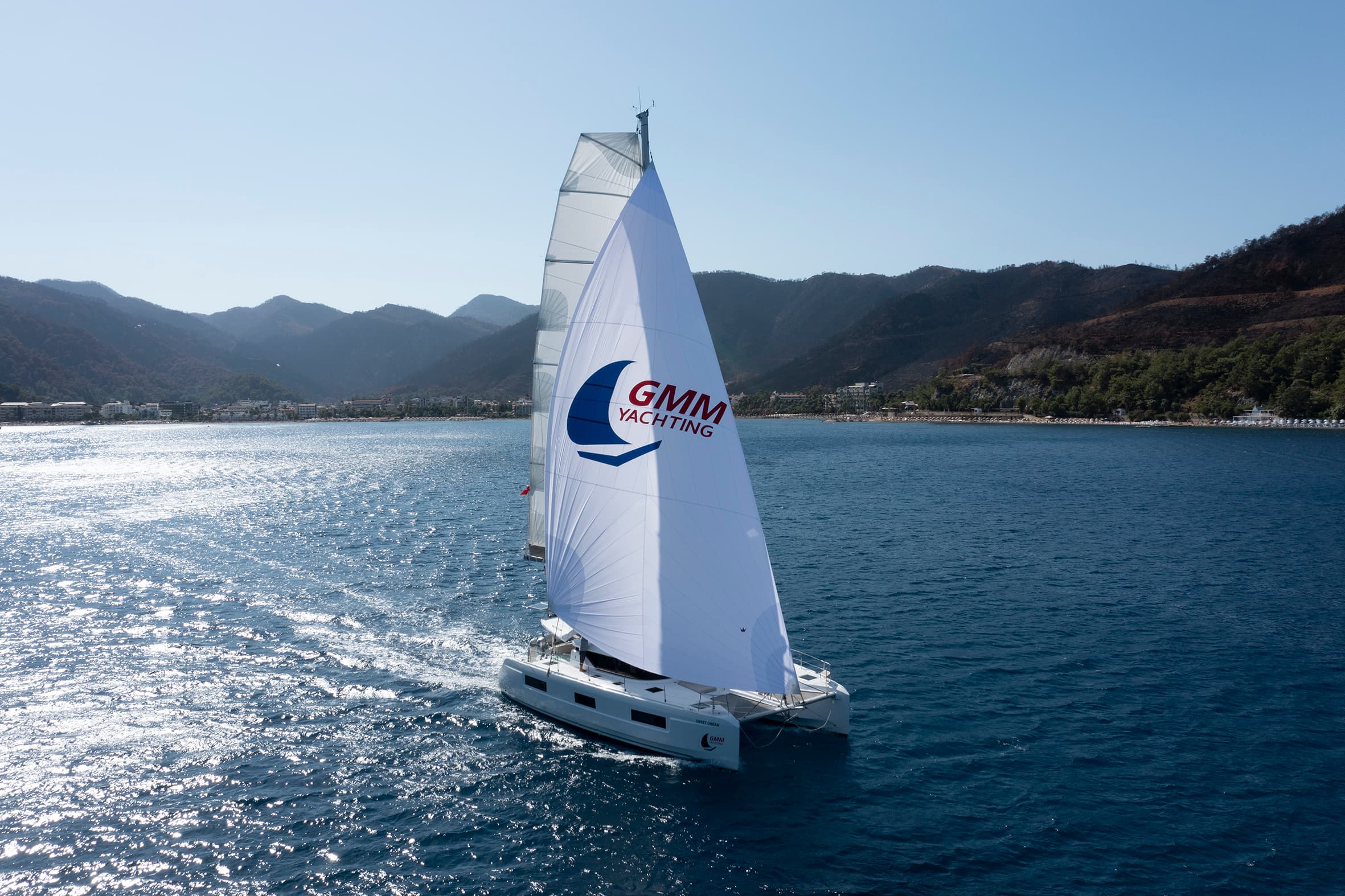 Lagoon 46  - photo 18