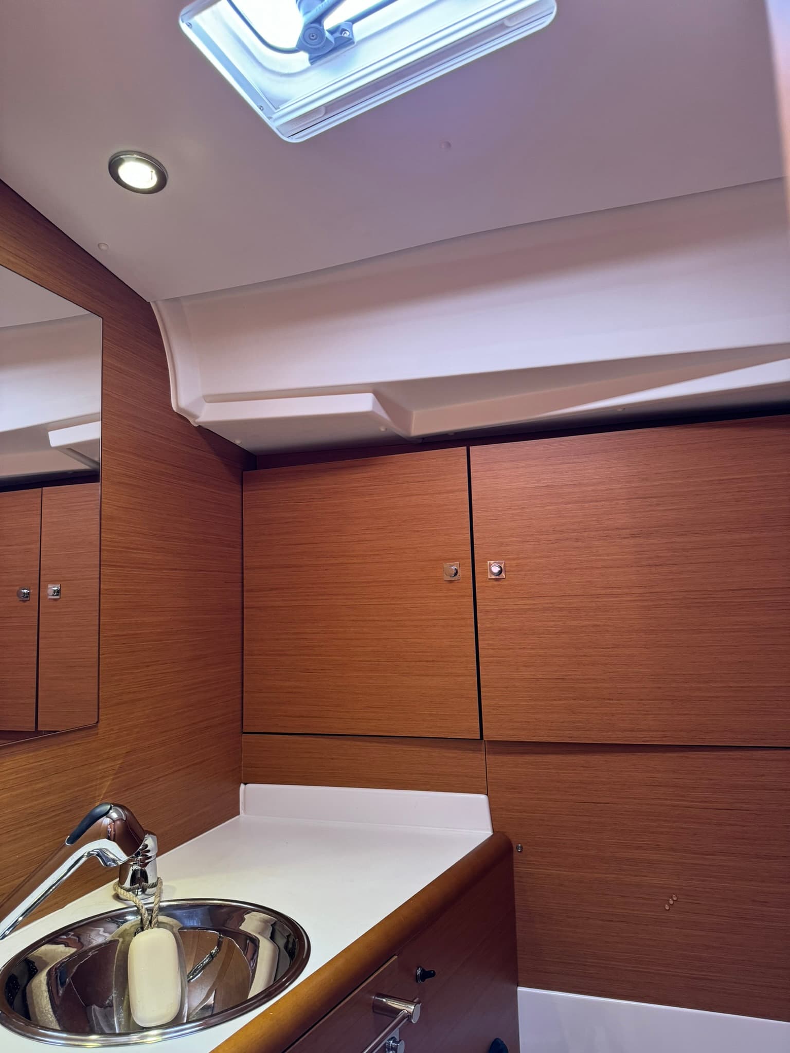 Sun Odyssey 409 - photo 9