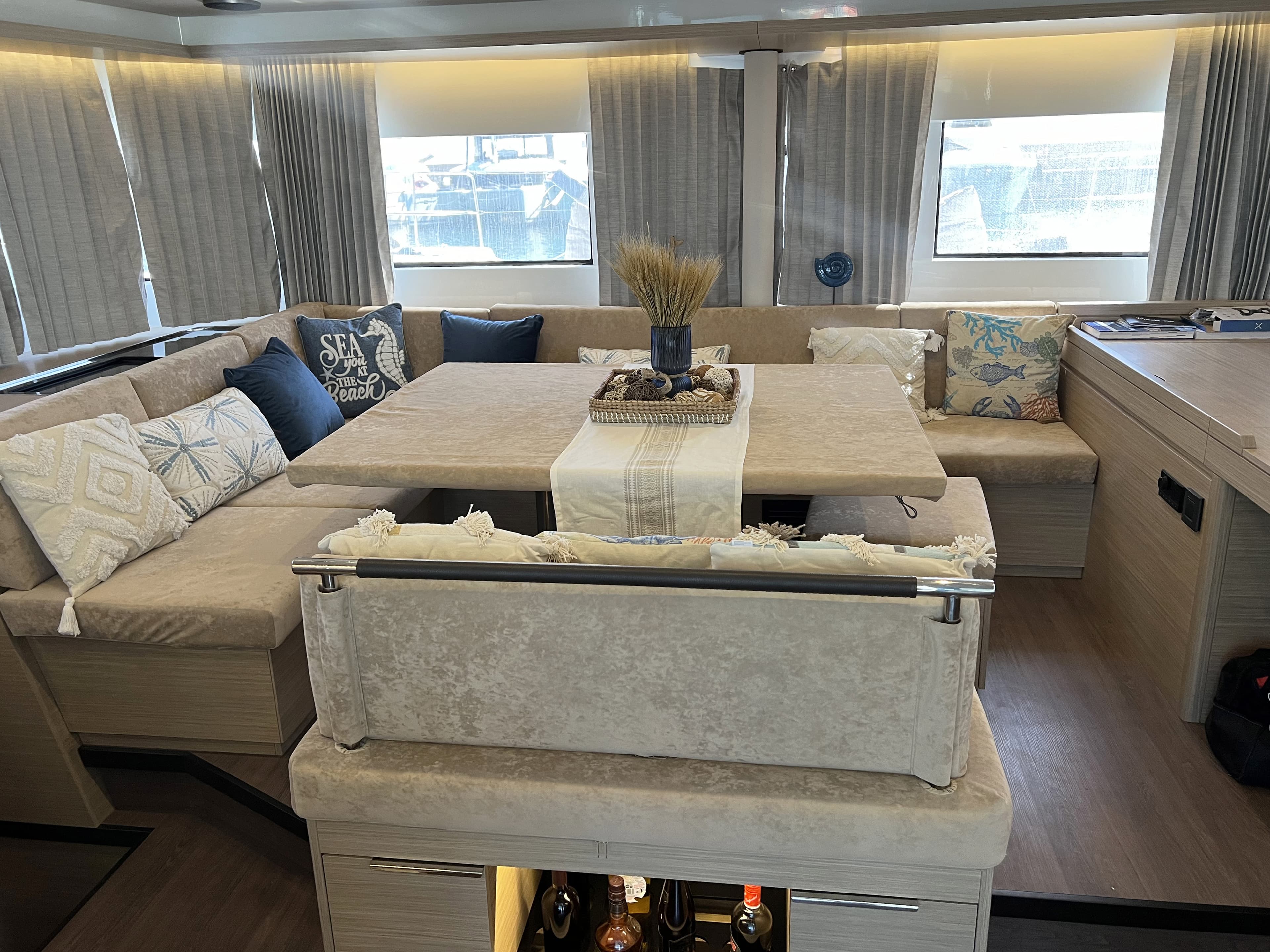 Lagoon 51 - photo 23