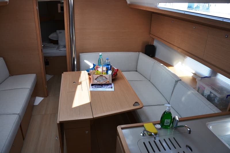 Dufour 390 Grand Large - photo 9