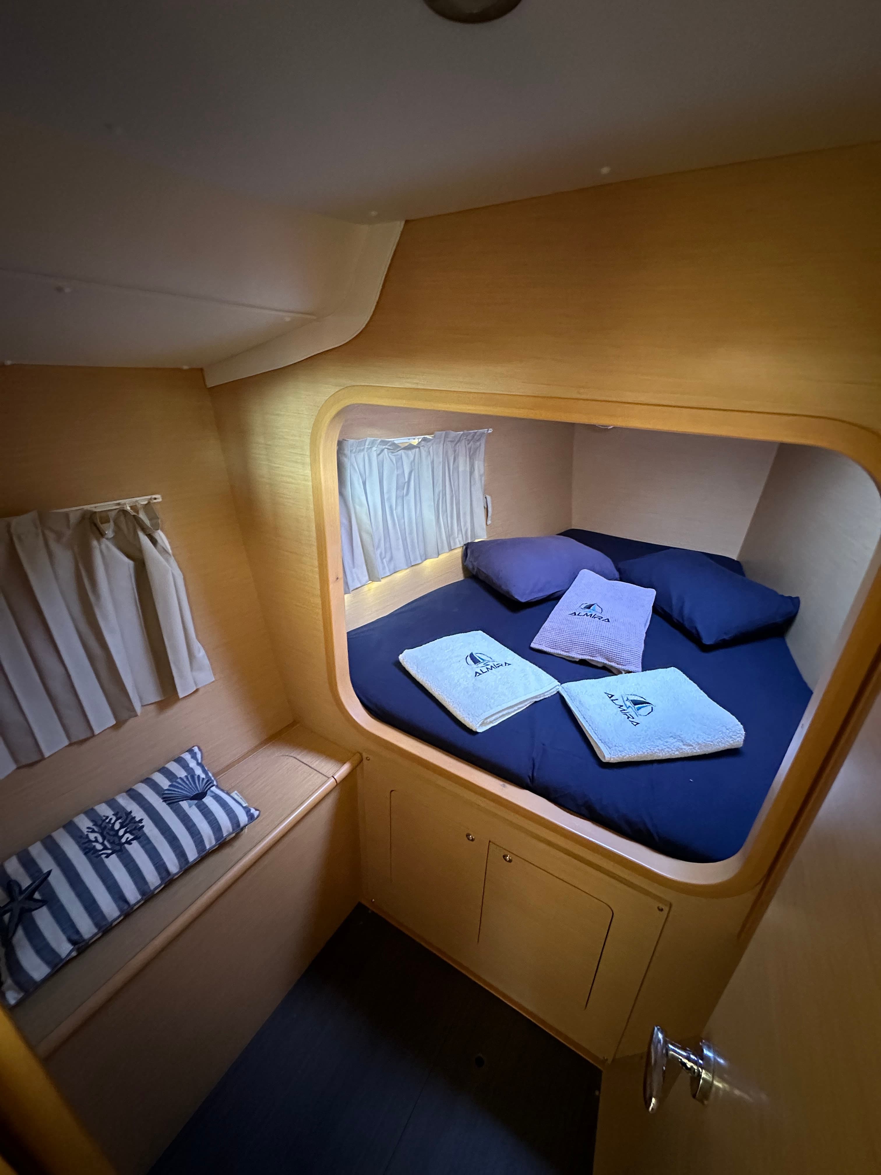 Lagoon 380 - photo 14