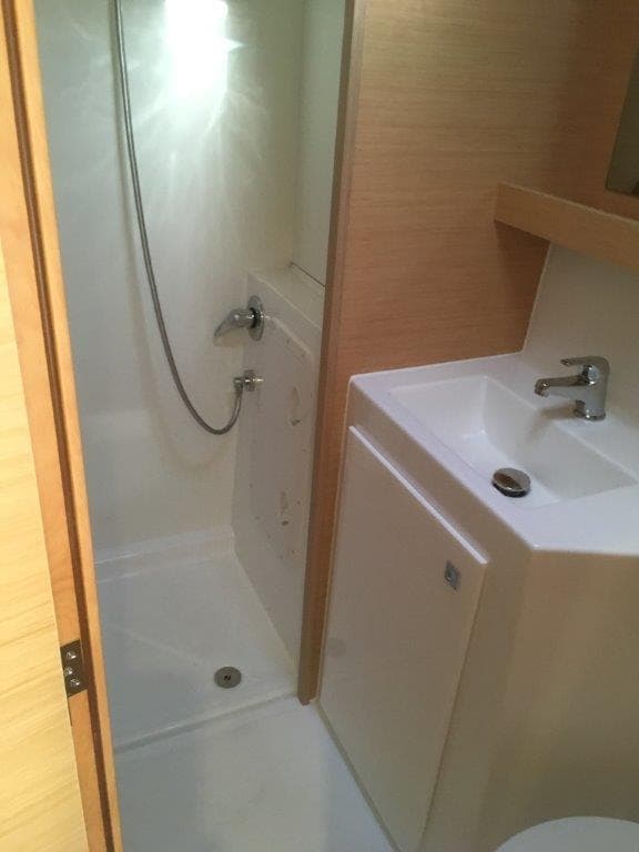 Lagoon 42 - photo 25