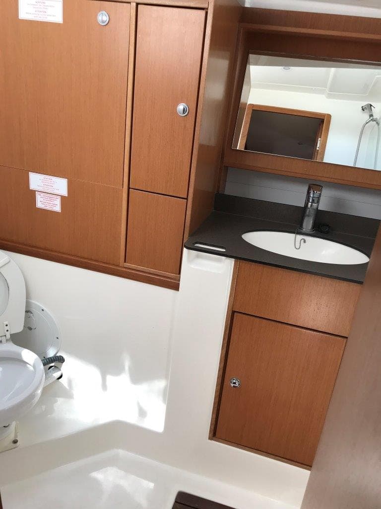 Bavaria 50 Cruiser - photo 19