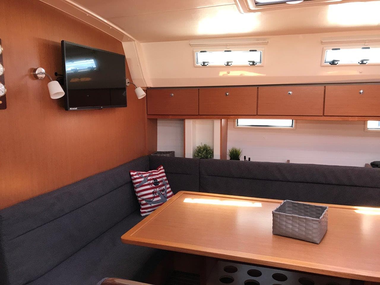 Bavaria 50 Cruiser - photo 14