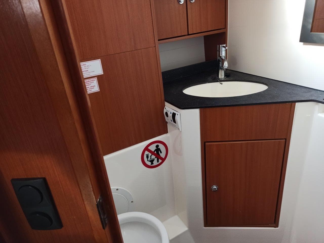 Bavaria 45 Cruiser - photo 8