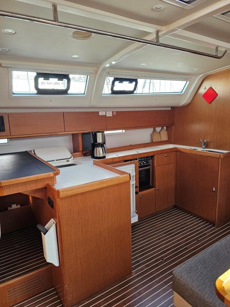 Bavaria 51 Cruiser - photo 48
