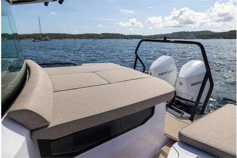 Axopar 37 XC Cross Cabin - photo 7