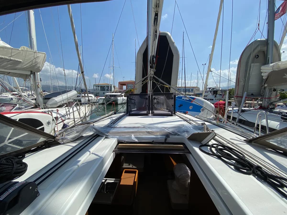 Oceanis 41.1 - photo 12