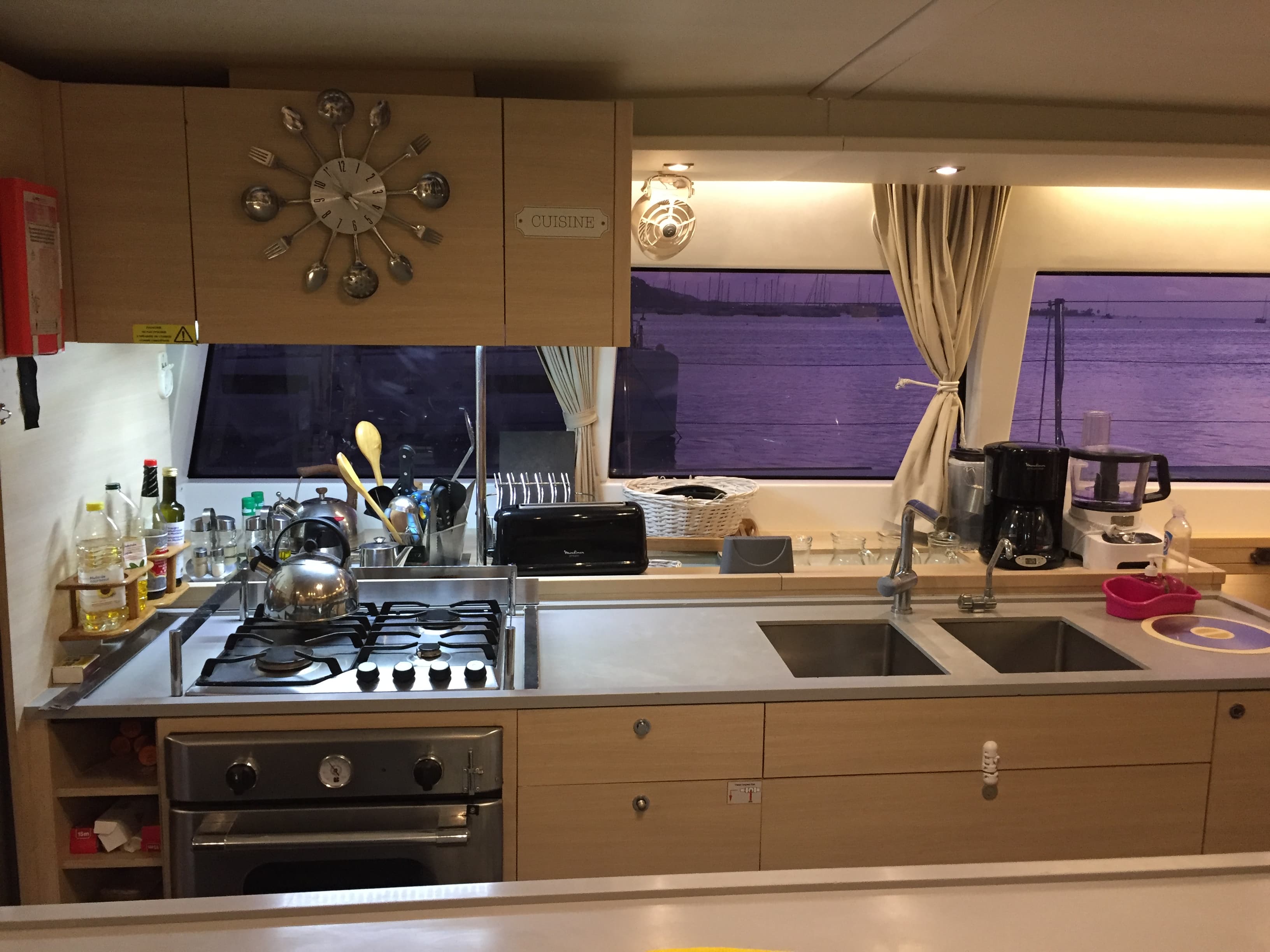 Lagoon 620 - photo 28