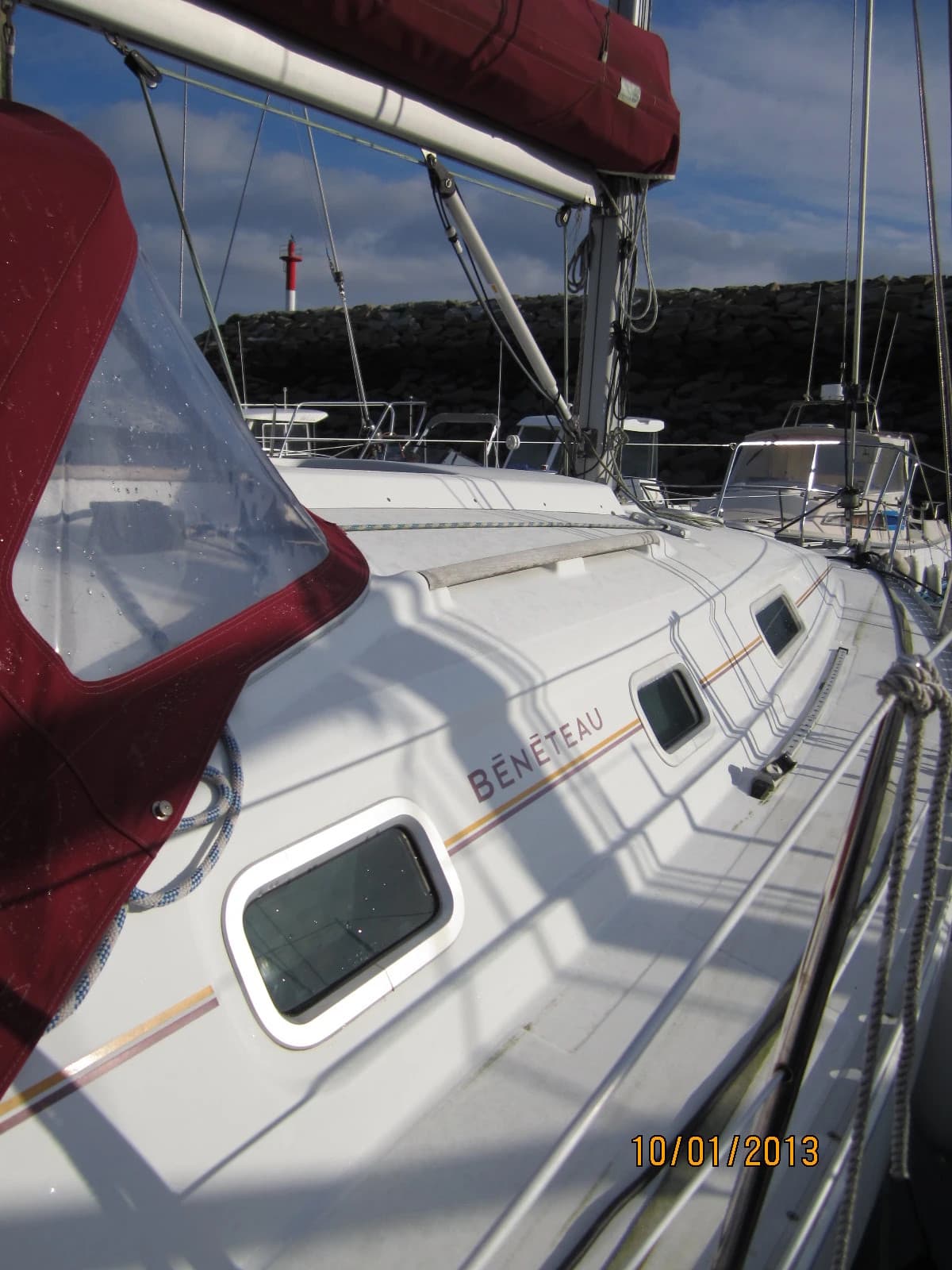 Oceanis 311 - photo 9