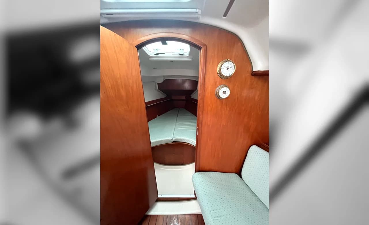 Oceanis 311 - photo 8