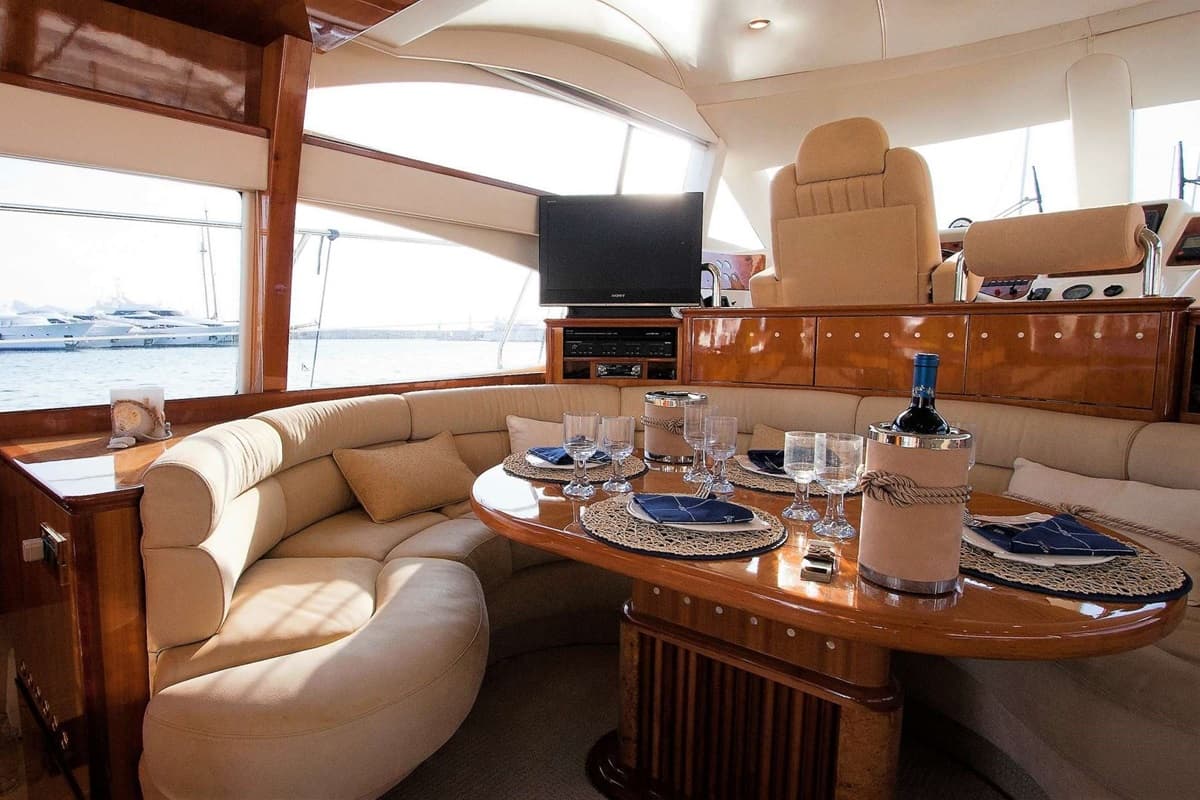 Azimut 58 - photo 16