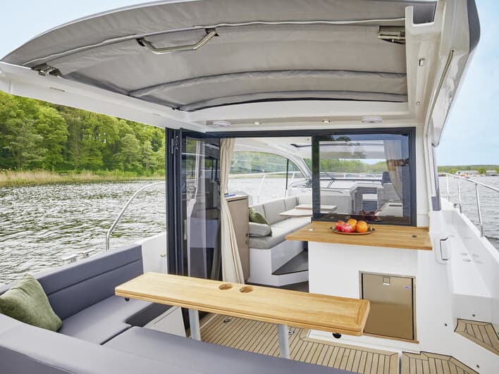 Sealine C335 - photo 10