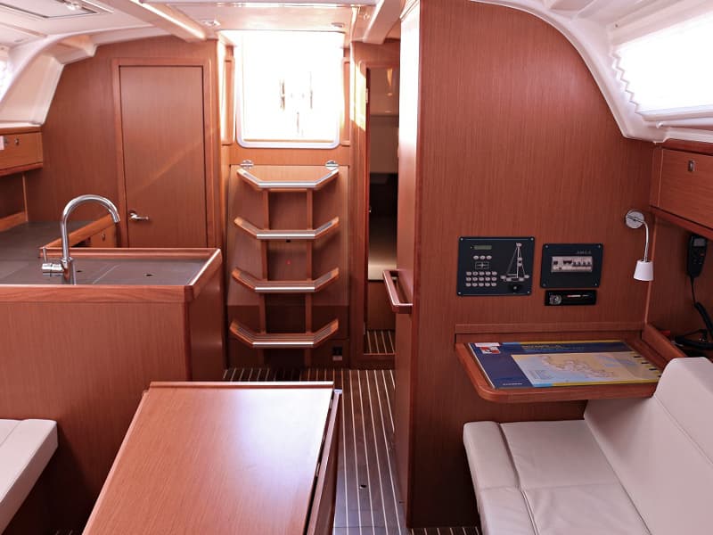 Bavaria Cruiser 37 - photo 6