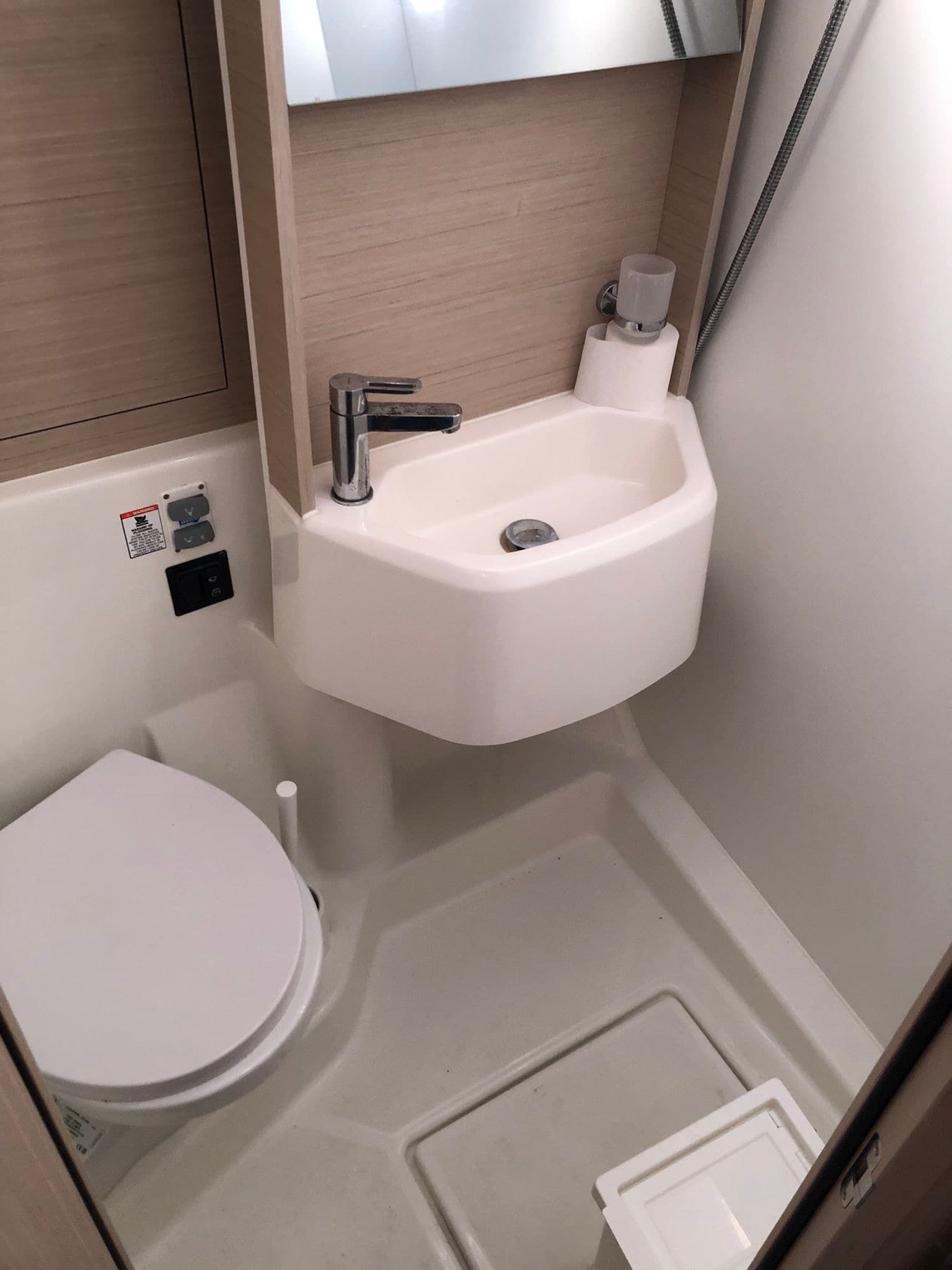 Oceanis 51.1 - photo 10