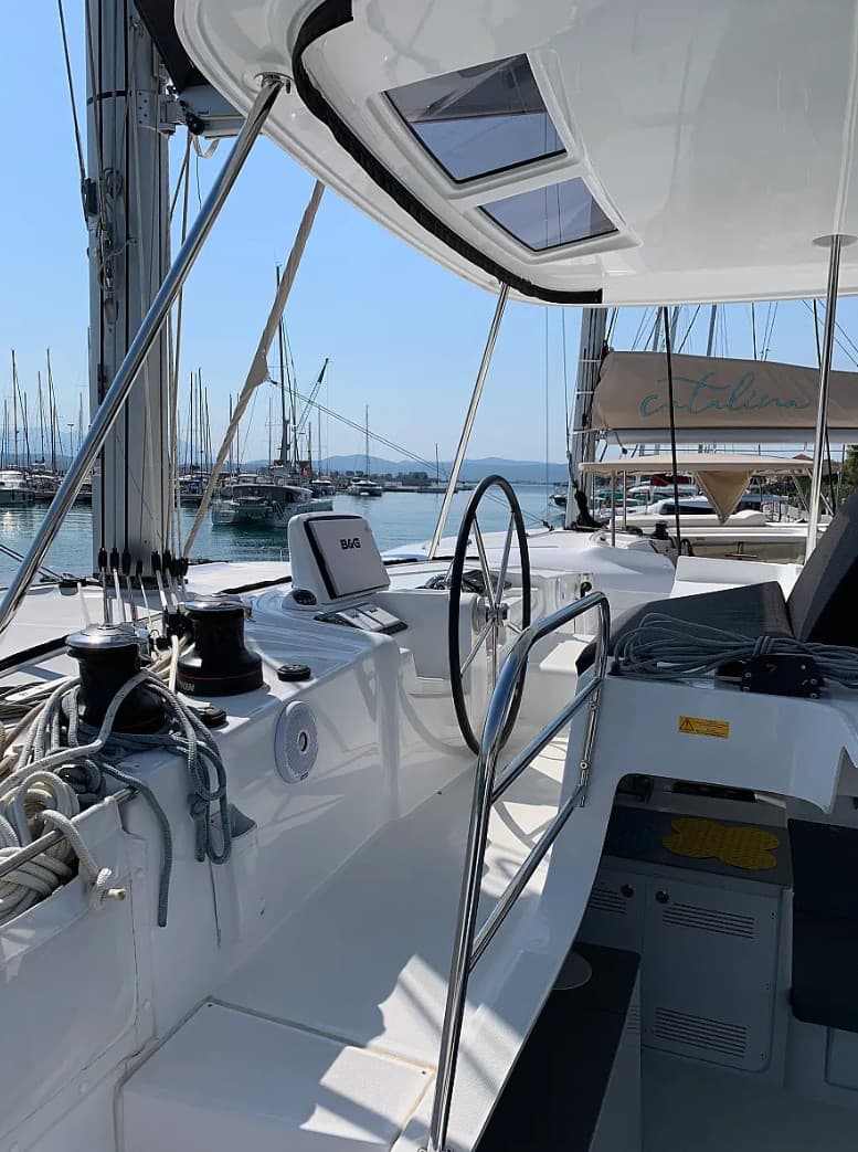 Lagoon 46  - photo 5