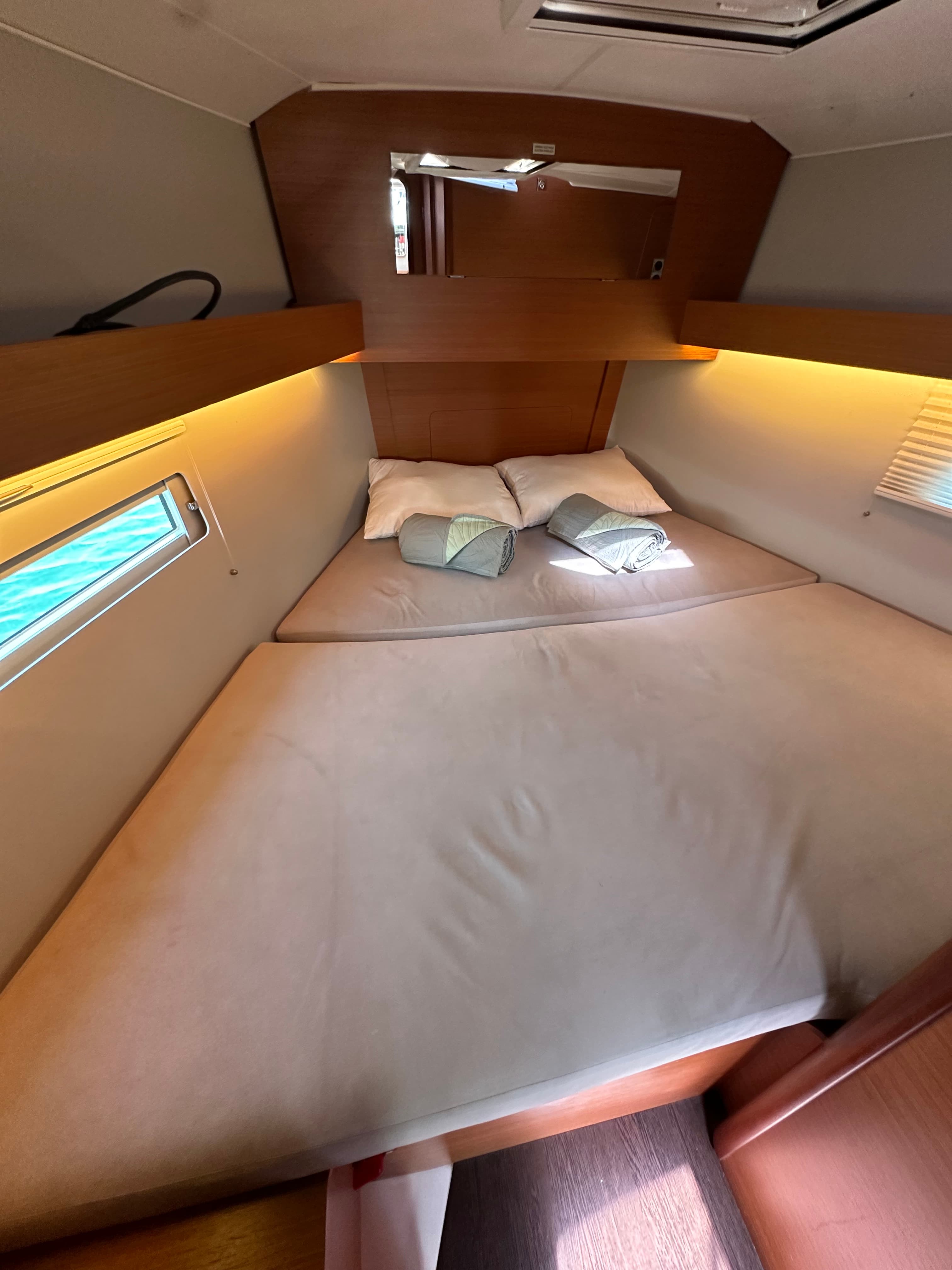 Dufour 390 Grand Large - photo 6