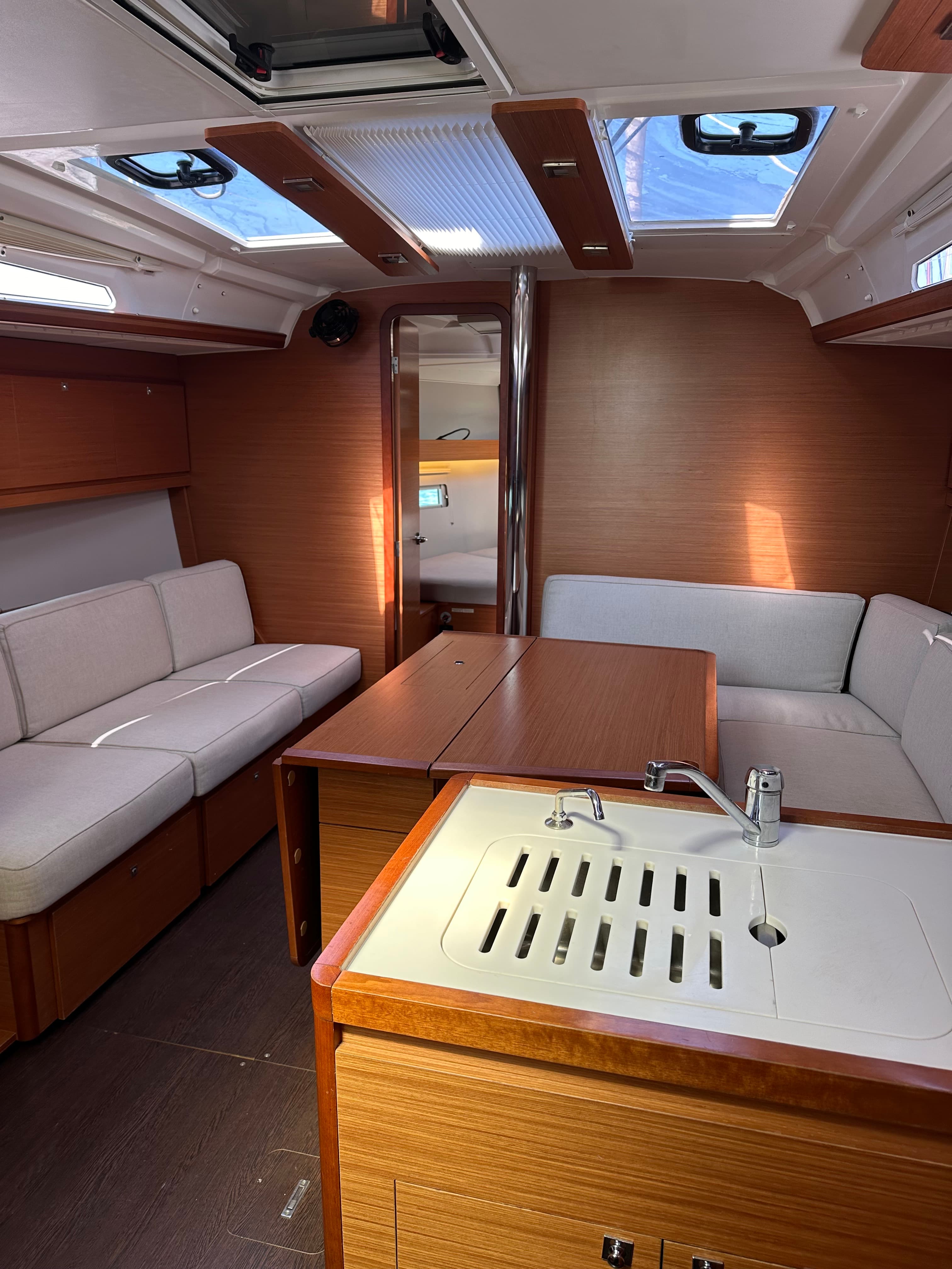 Dufour 390 Grand Large - photo 8