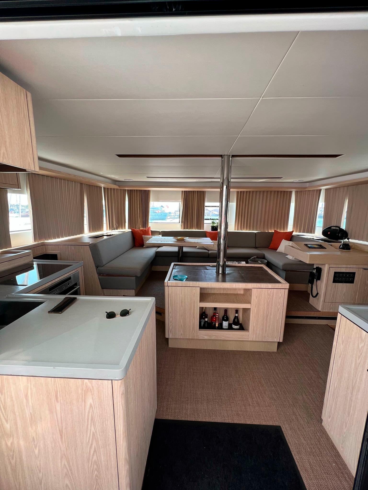 Lagoon 50 - photo 11