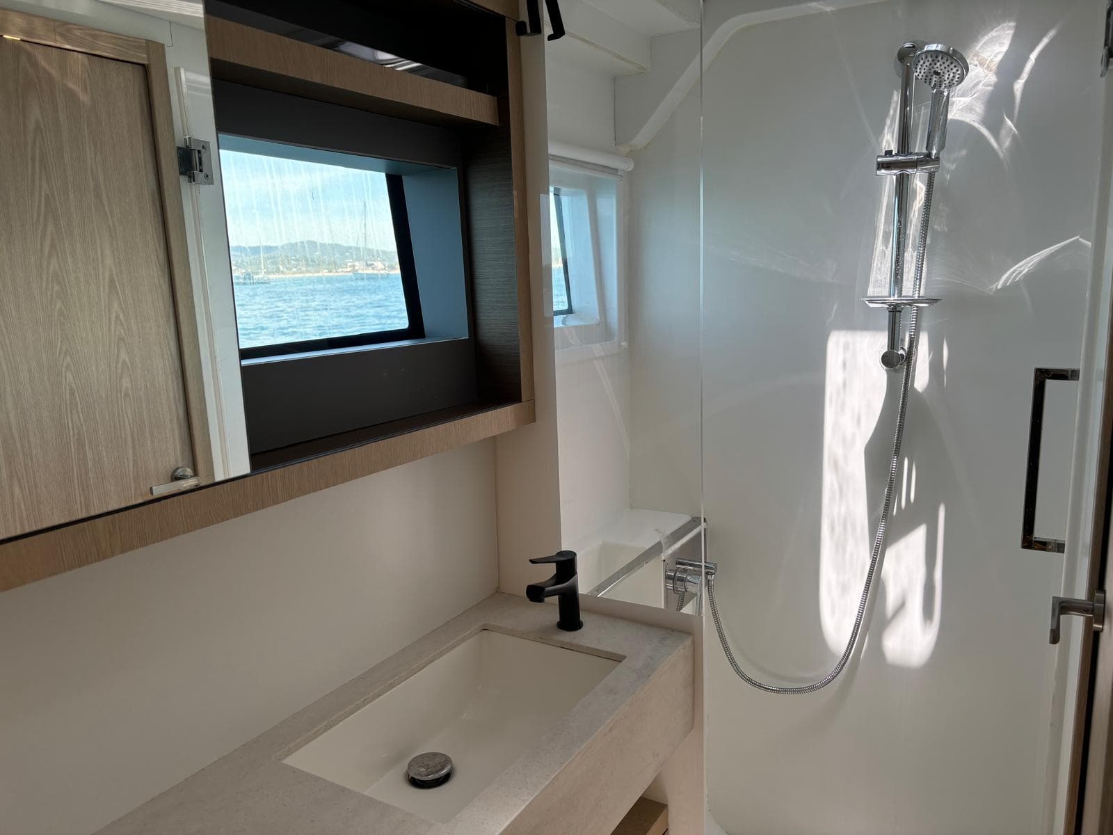 Lagoon 50 - photo 26