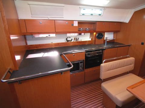Bavaria Cruiser 45 - photo 8