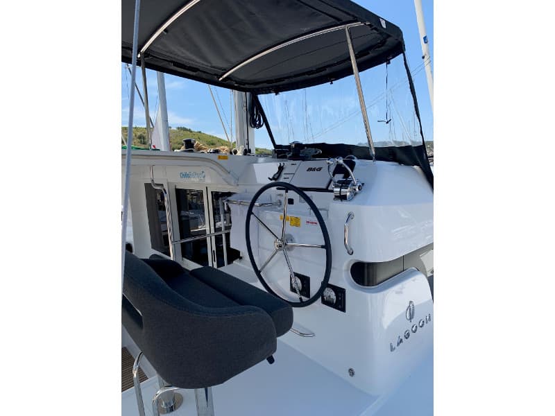 Lagoon 40 - photo 20