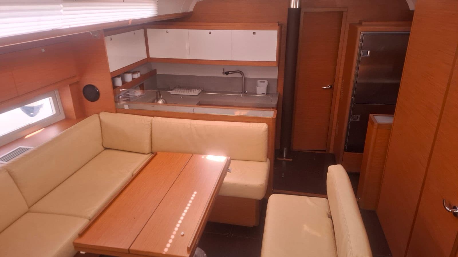 Dufour 530 - photo 6