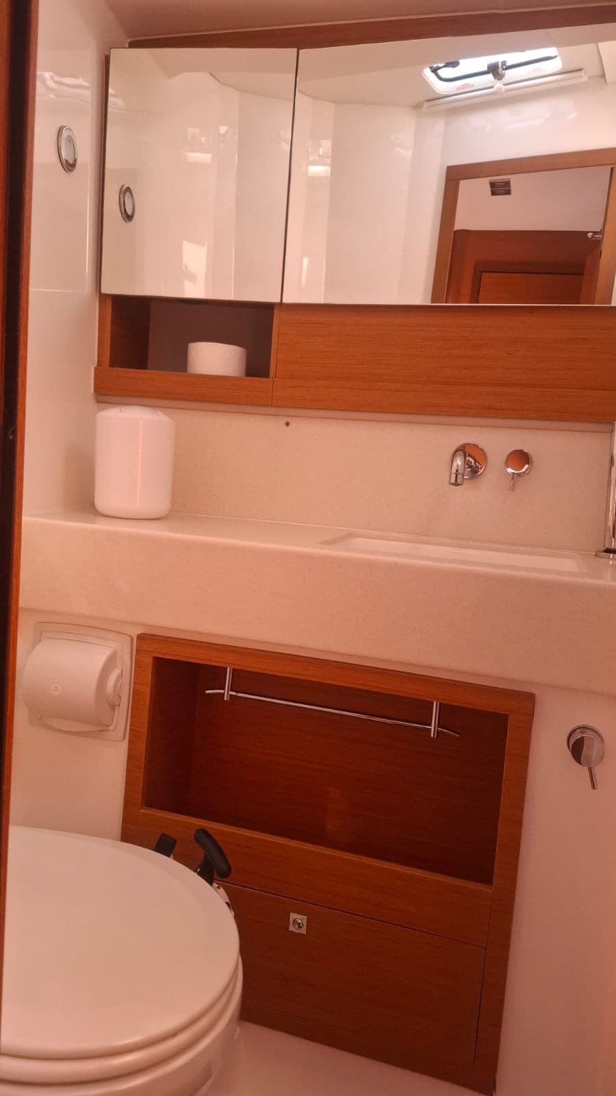 Dufour 530 - photo 9