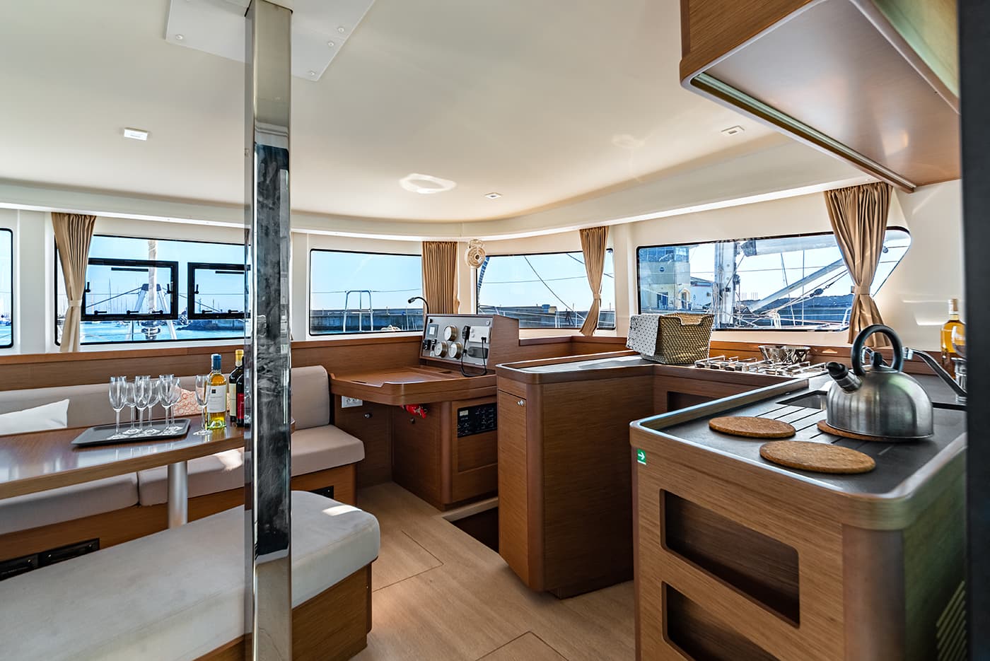 Lagoon 42 - photo 42