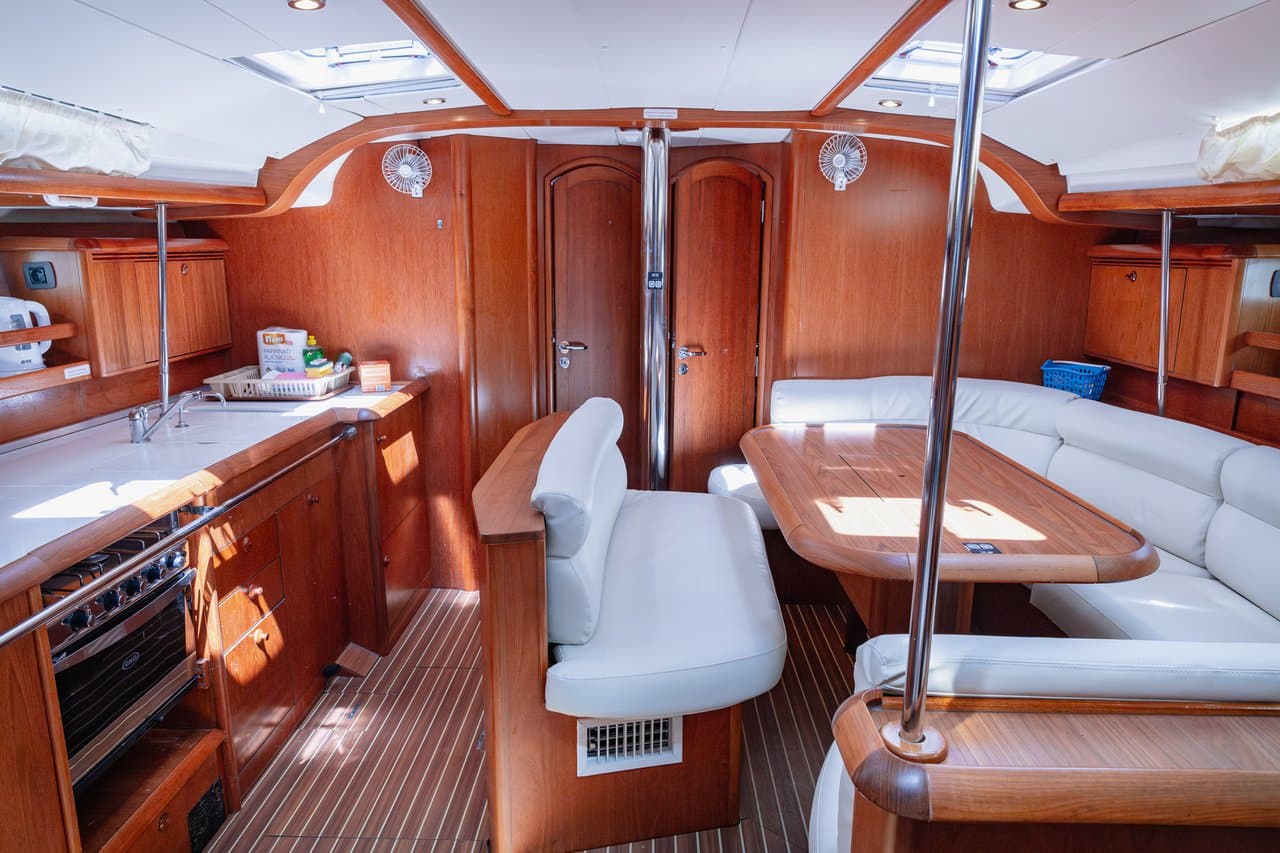 Sun Odyssey 49 - photo 16