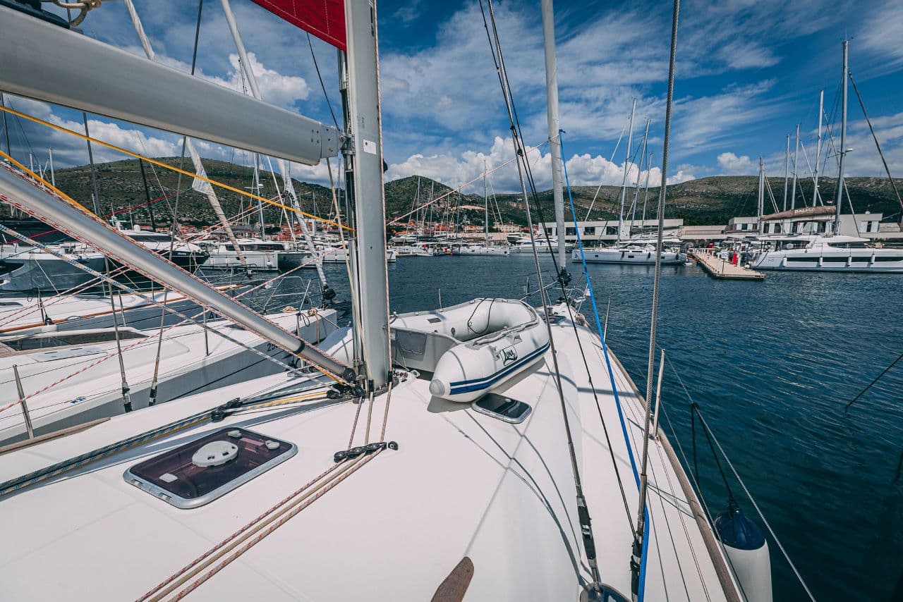 Sun Odyssey 49i - photo 13