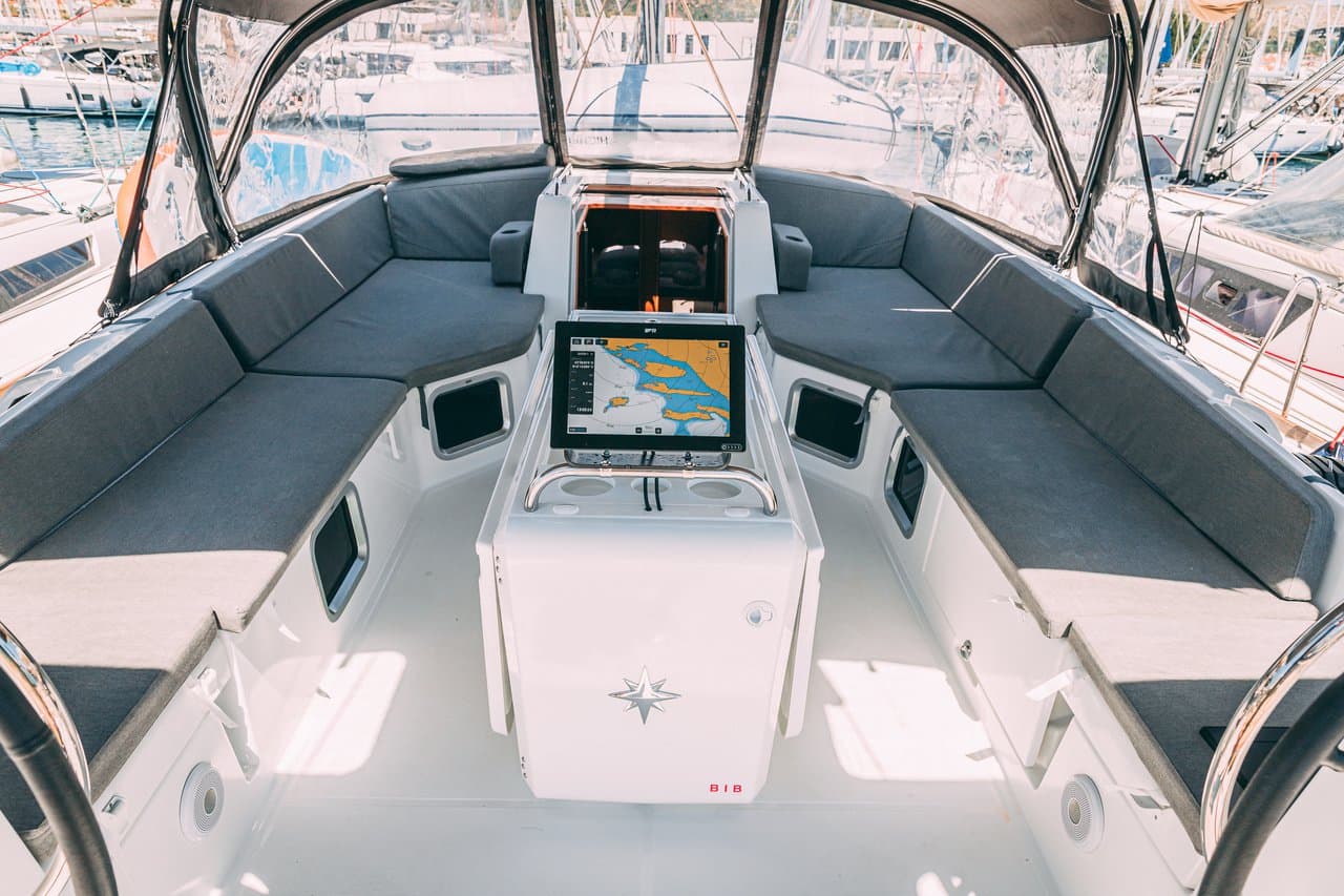 Jeanneau 54 - photo 7