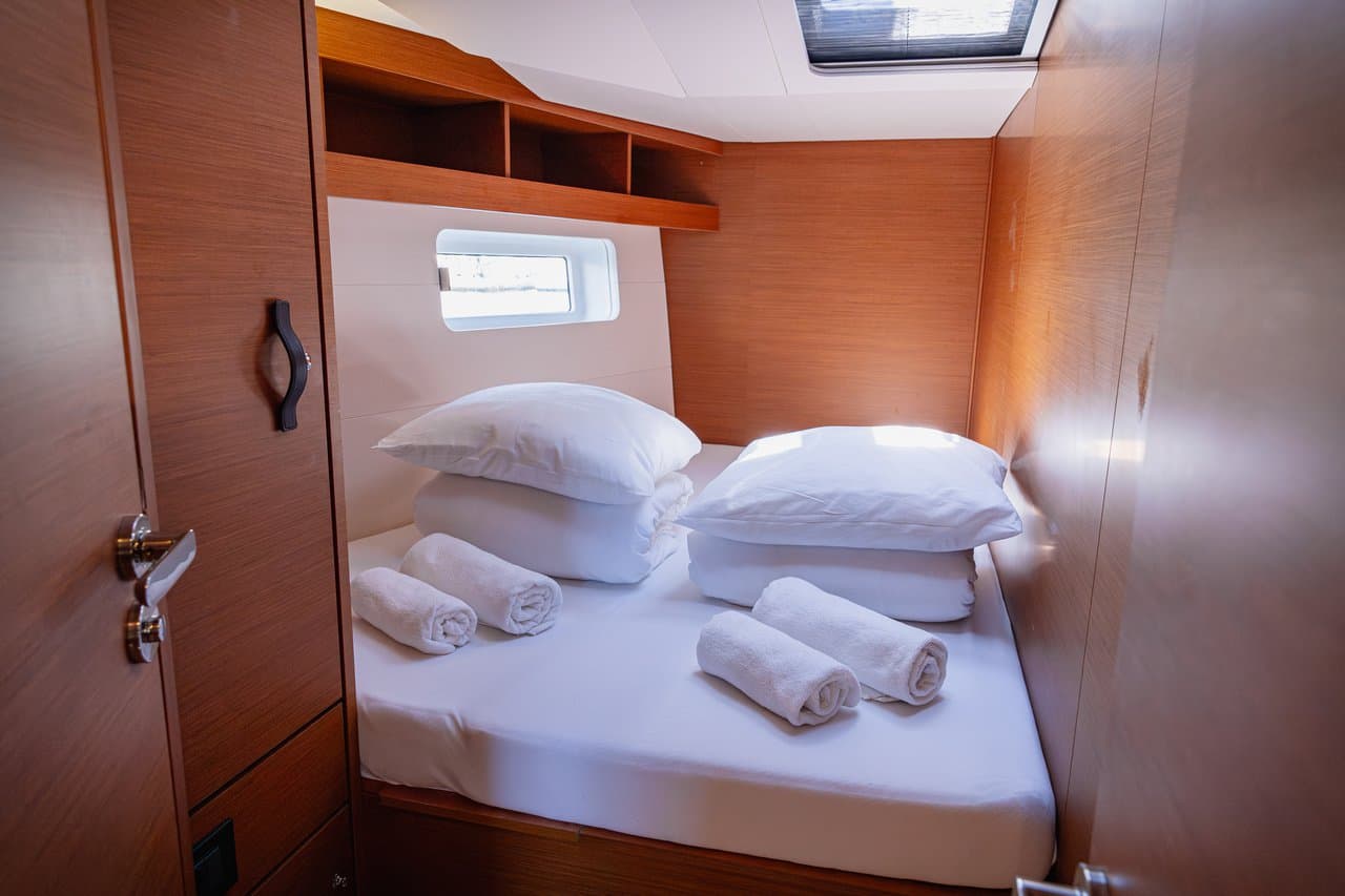 Jeanneau 54 - photo 12