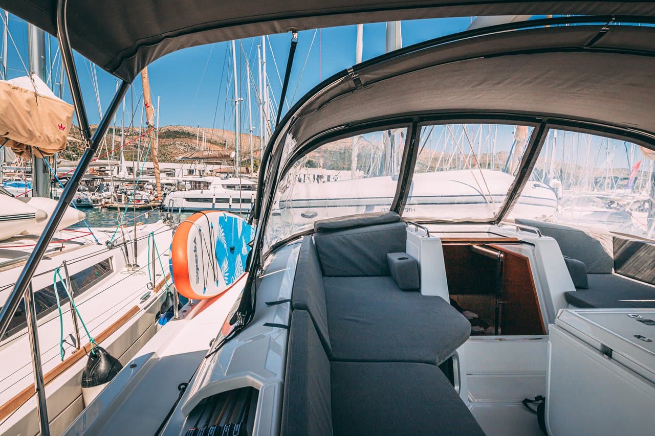 Jeanneau 54 - photo 9