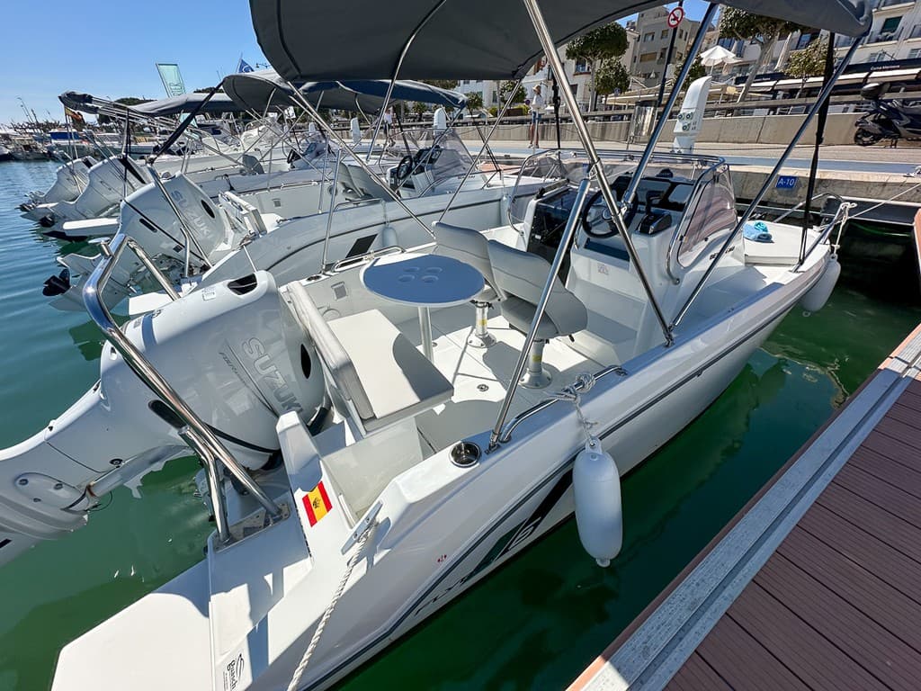 Beneteau Flyer 6 - photo 12