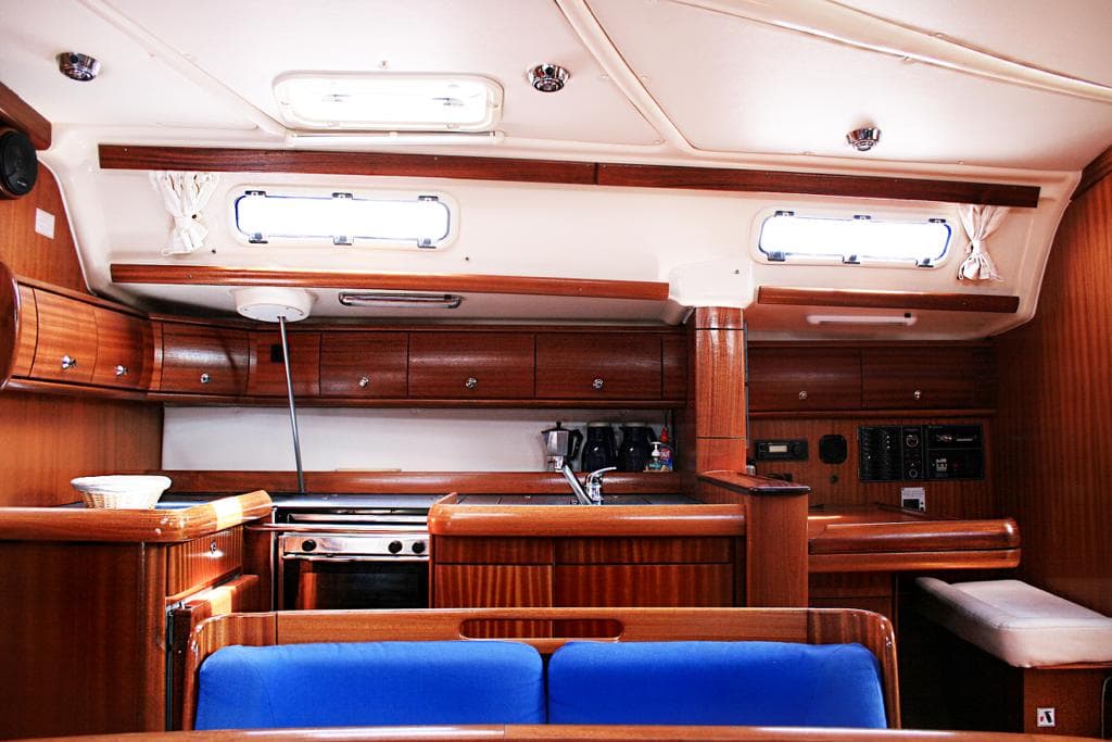 Bavaria 49 - photo 7