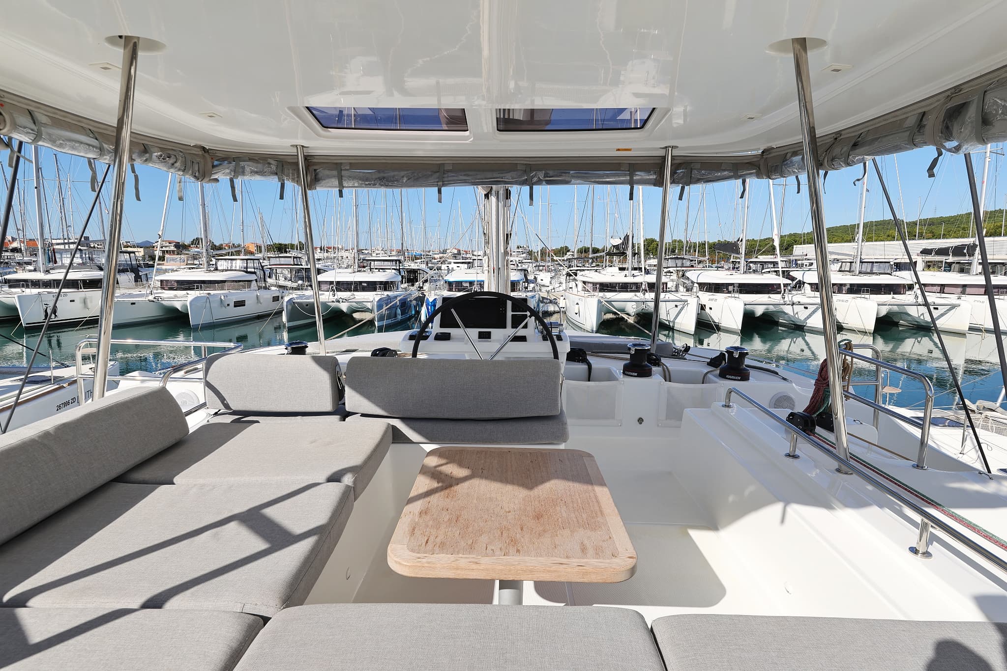 Lagoon 51 - photo 15