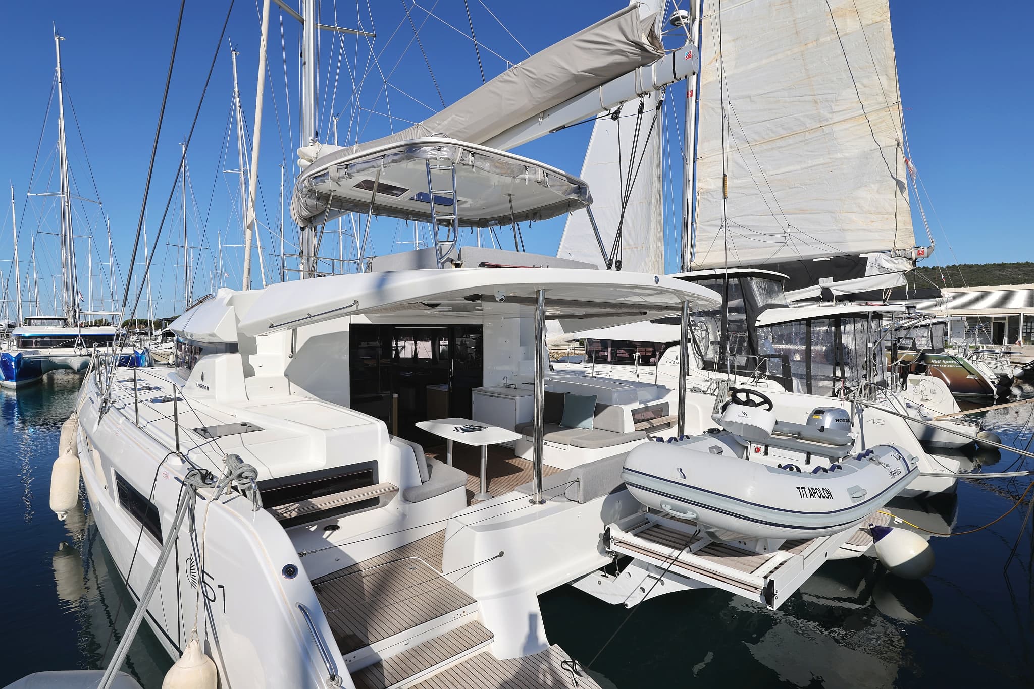 Lagoon 51 - photo 74