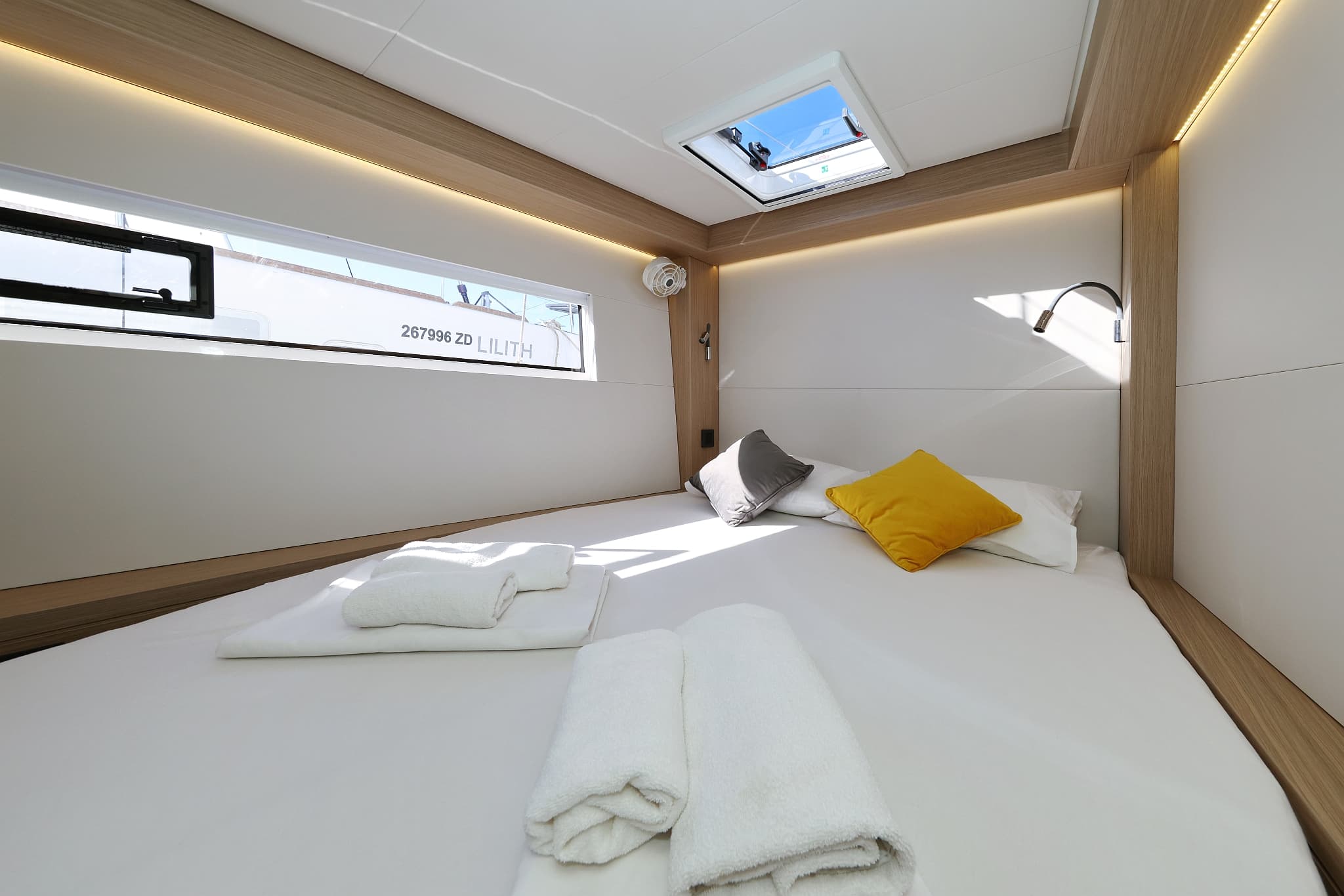 Lagoon 51 - photo 43