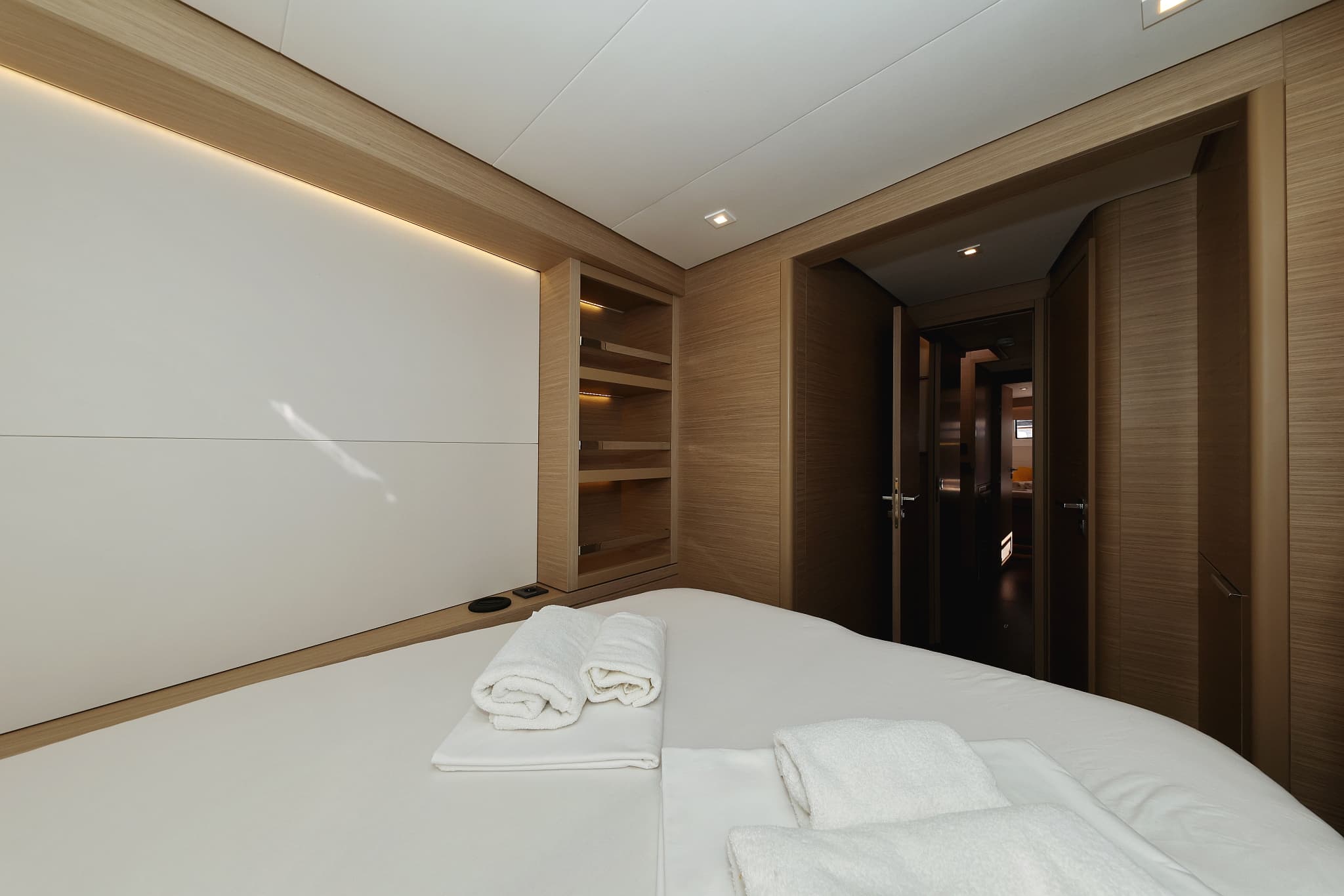 Lagoon 51 - photo 55