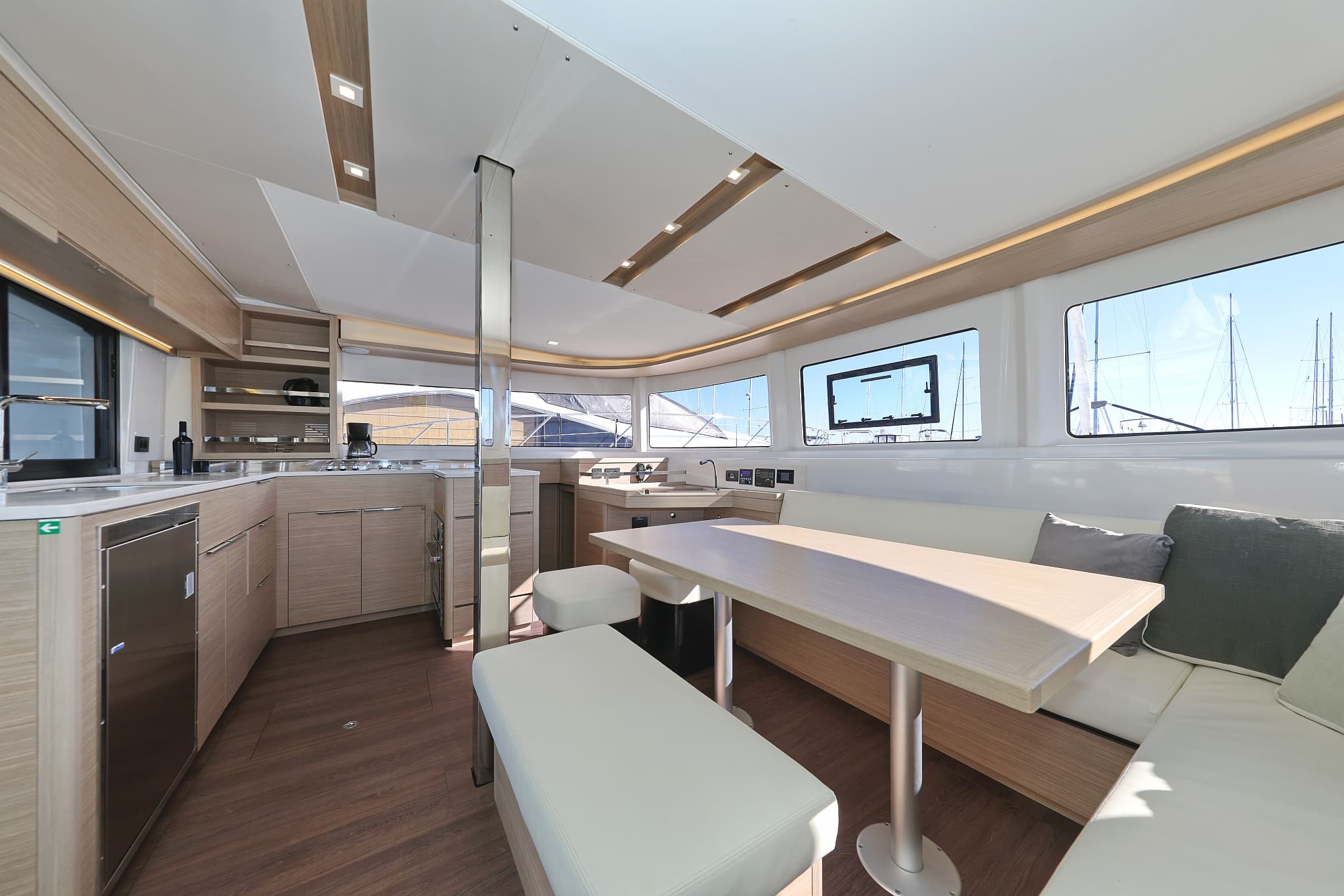 Lagoon 46  - photo 78